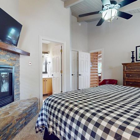 Stone Cabin Gatlinburg Bagian luar foto